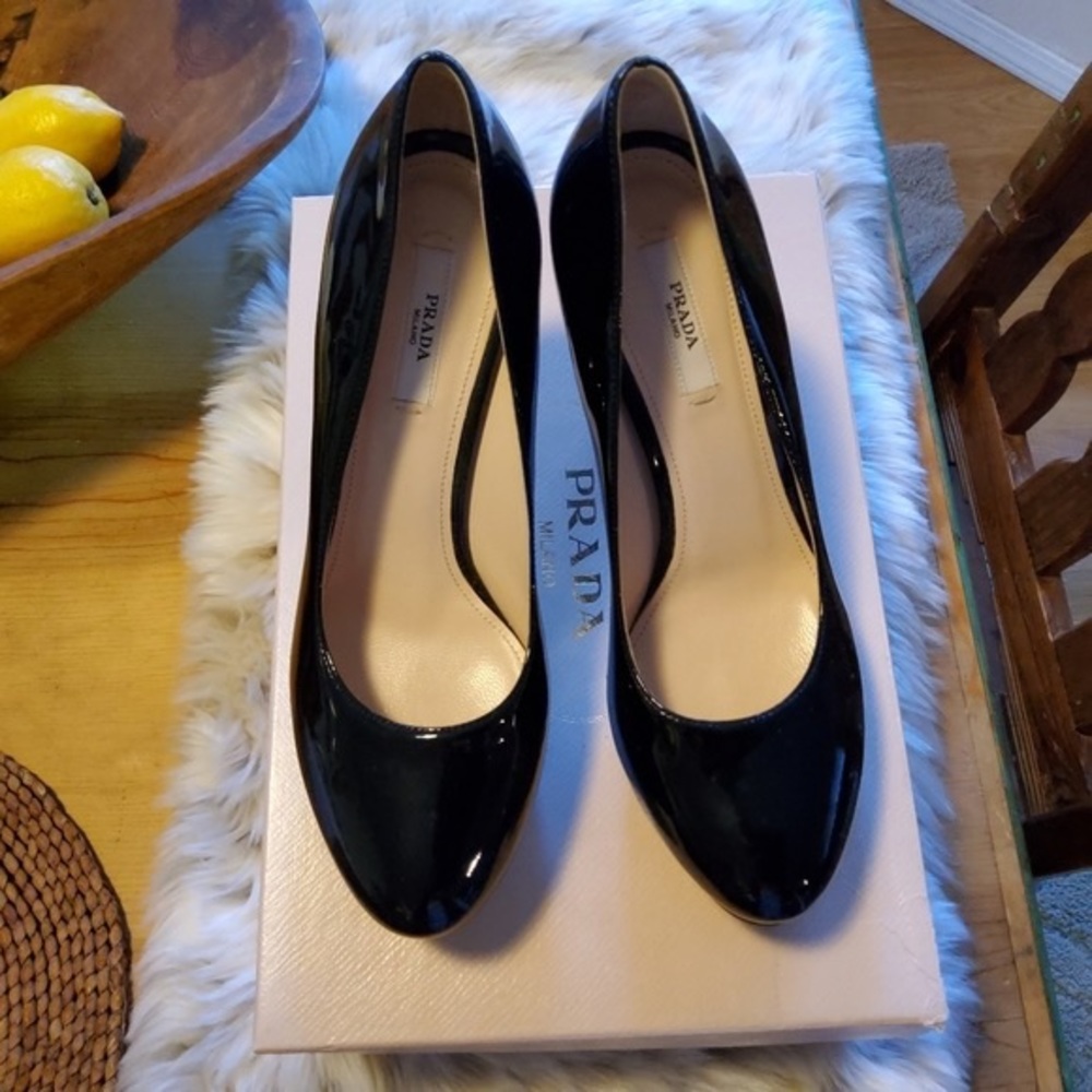 PRADA VERNICE CHIC PLATFORM PUMPS